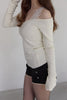 Lace Detail Off-Shoulder Top -cream