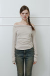 Mellow Off-Shoulder Top -beige