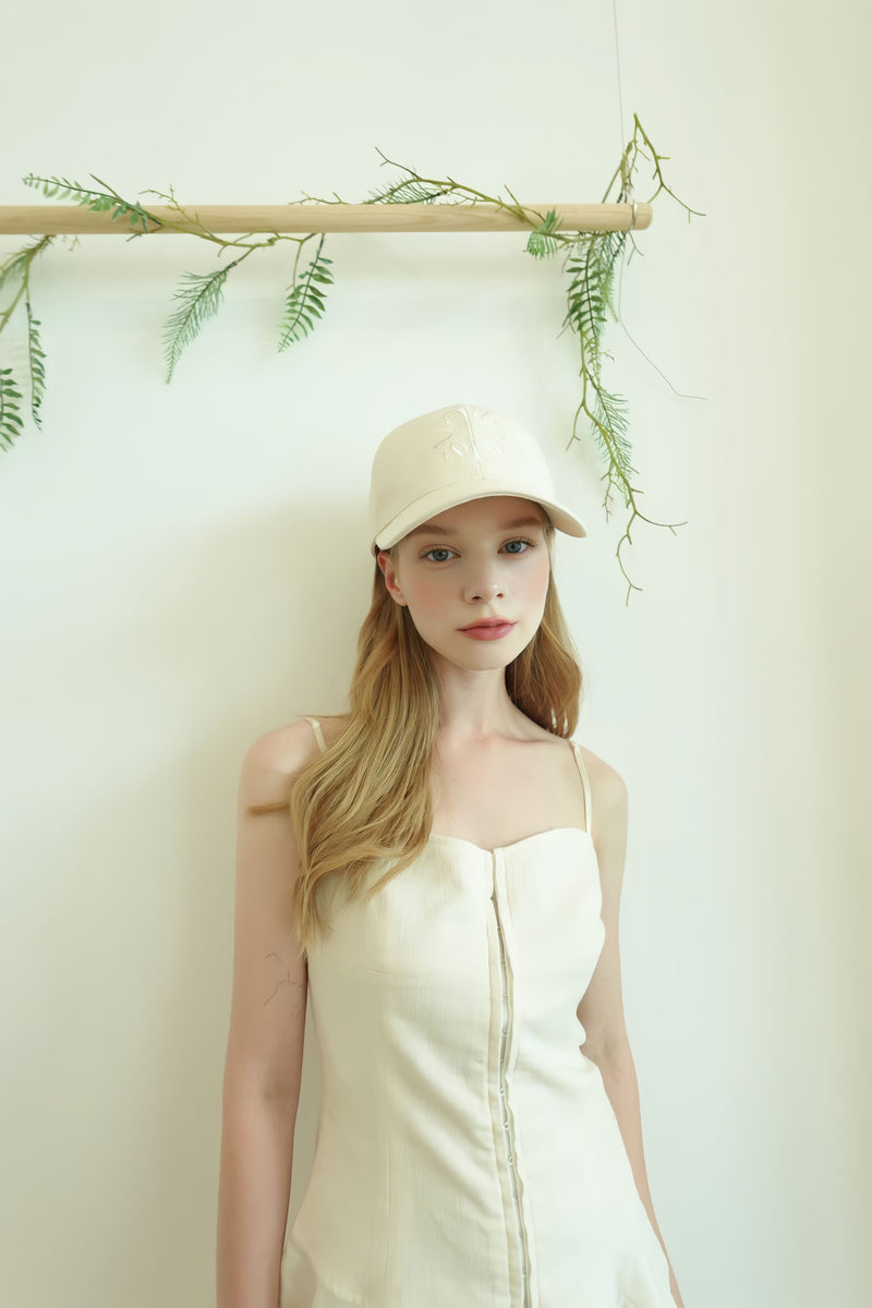 [Ivory] Unsually logo embroidered cap vol.4 – unsually